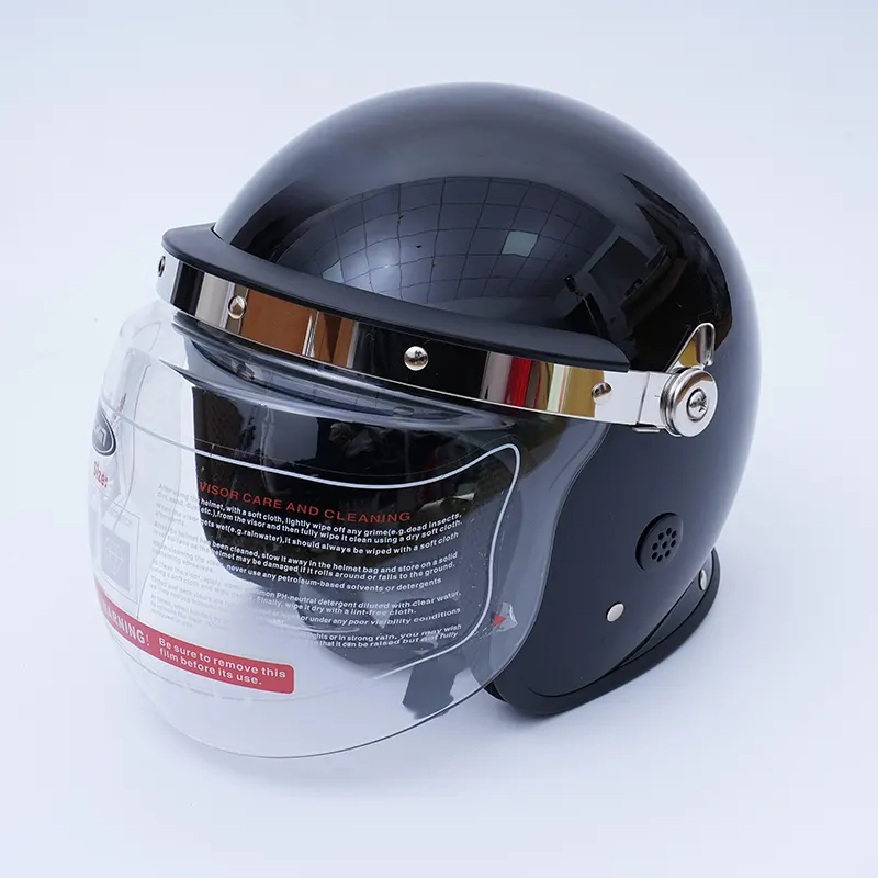 Casco antidisturbios con visera transparente